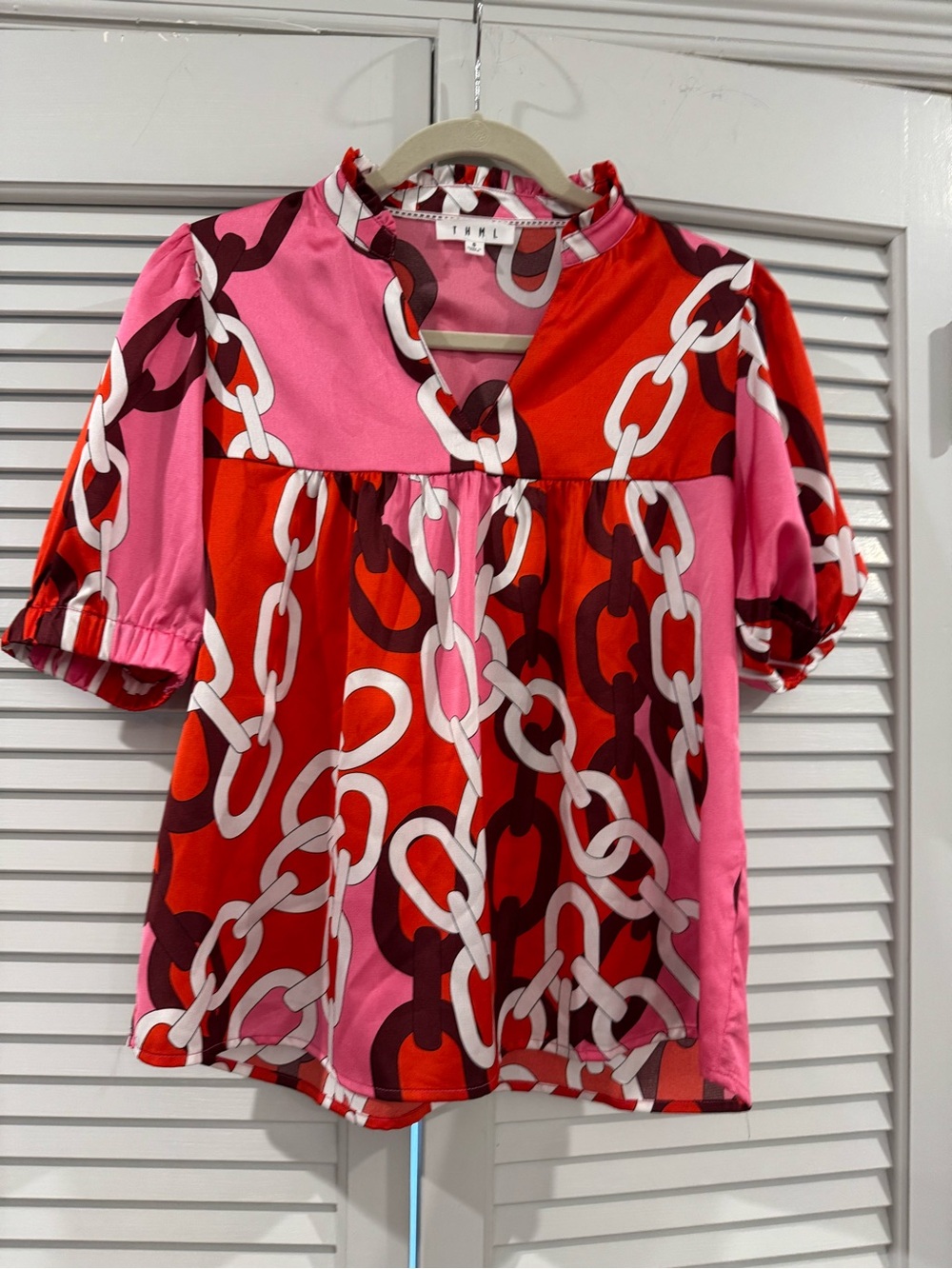 THML Pink & Red Chain-Print Puff Sleeve Blouse